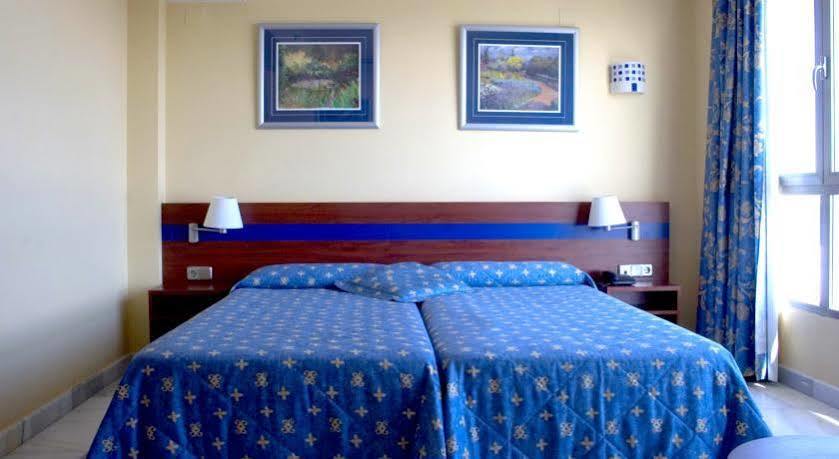 Apartamentos Turisticos Biarritz - Bloque I Gandia Exterior photo