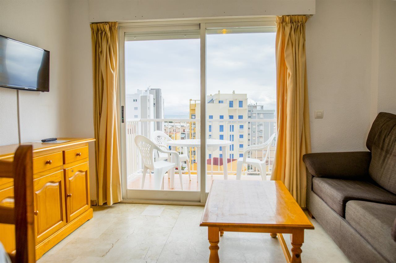 Apartamentos Turisticos Biarritz - Bloque I Gandia Exterior photo
