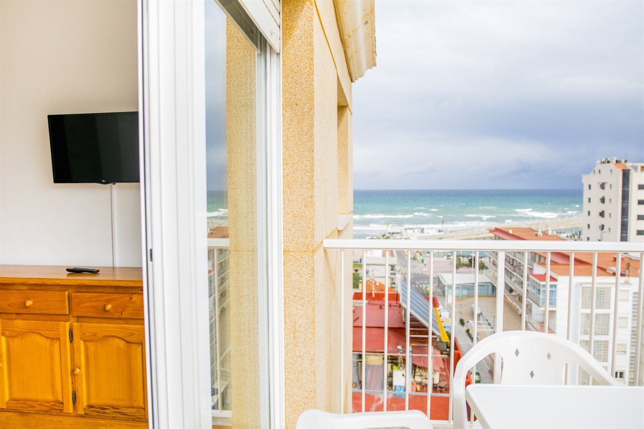 Apartamentos Turisticos Biarritz - Bloque I Gandia Exterior photo